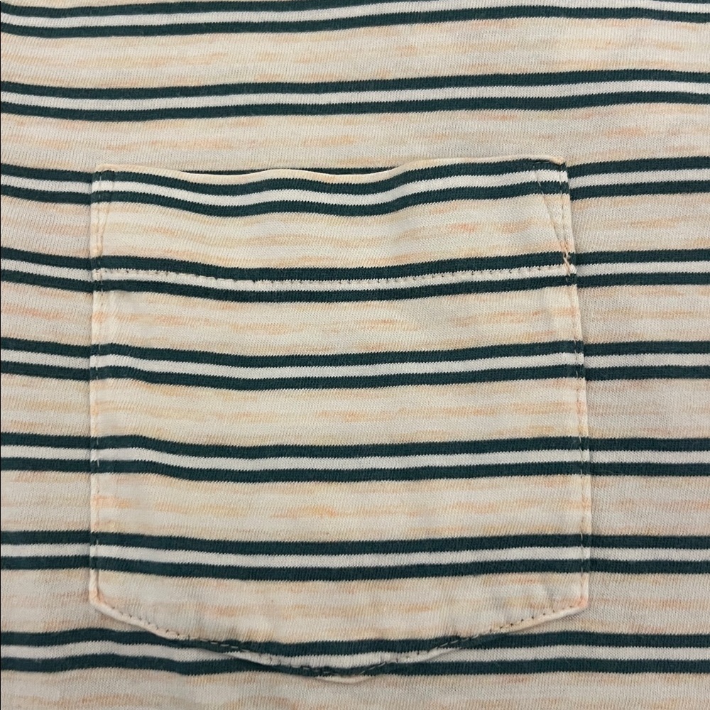 Patagonia Men's Navy and White Striped Polo - Picture 5 of 5